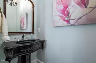 1015 Venetian Ct, Cary, NC 27518 - Photo 37