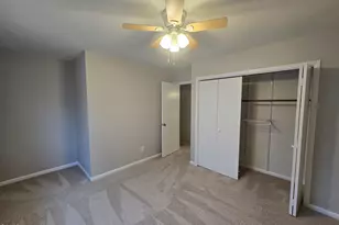 5837 Shady Grove Cir, Raleigh, NC 27609 - Photo 9