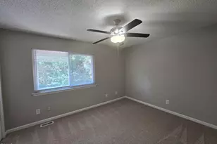 5837 Shady Grove Cir, Raleigh, NC 27609 - Photo 11