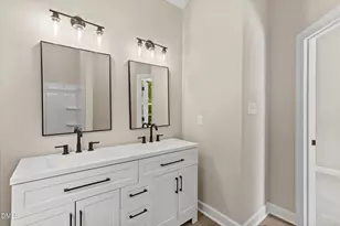 2600 New Oxford Dr, Apex, NC 27539 - Photo 23