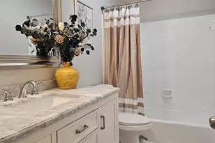 5904 Applewood Ln, Raleigh, NC 27609 - Photo 11