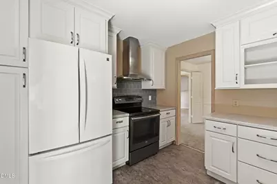 701 N Dale Court, Burlington, NC 27215 - Photo 13