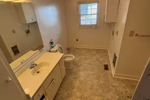 240 Vicksboro Rd, Henderson, NC 27536 - Photo 5
