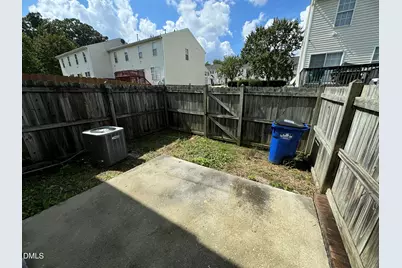4804 Tanglewood Oaks Street, Raleigh, NC 27610 - Photo 5