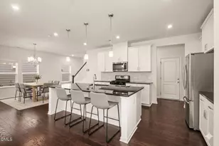 324 Sage Oak Ln, Holly Springs, NC 27540 - Photo 9