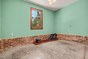 405 Lynchester Ct, Raleigh, NC 27615 - Photo 17
