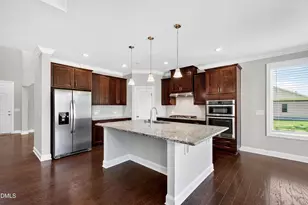 2204 Stillness Pond Ln, Apex, NC 27539 - Photo 3