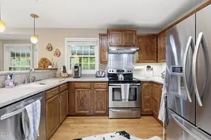 106 Dilworth Ct, Cary, NC 27513 - Photo 7