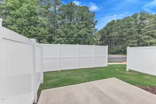 1706 Ballard Dr, Raleigh, NC 27606 - Photo 9