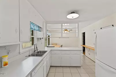 708 Austin Avenue, Cary, NC 27511 - Photo 17