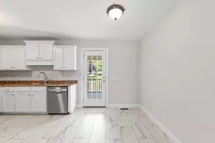 585 Cokesbury Park Ln, Fuquay Varina, NC 27526 - Photo 11