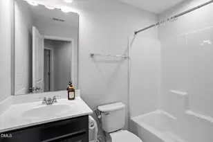205 Castien Cove Pl, Apex, NC 27539 - Photo 23