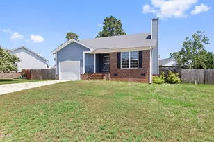 3412 Masters Dr, Hope Mills, NC 28348 - Photo 3