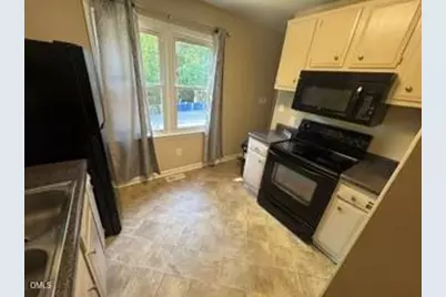 6402 English Oaks Drive, Raleigh, NC 27615 - Photo 7