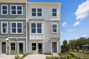 911 Freston Rd, Raleigh, NC 27610 - Photo 21