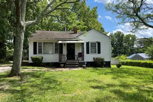 504 Powell St, Henderson, NC 27536 - Photo 1