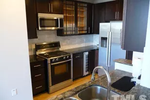 140 W Franklin St, Chapel Hill, NC 27516 - Photo 5