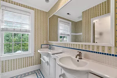 306 Hillcrest Road, Raleigh, NC 27605 - Photo 23