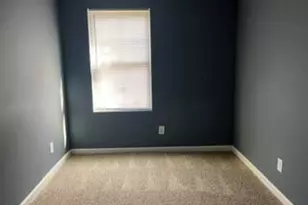132 S Elizabeth St, Henderson, NC 27536 - Photo 5