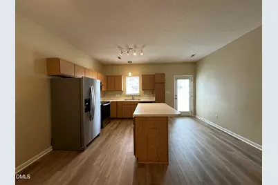 312 Commons Drive, Holly Springs, NC 27540 - Photo 5