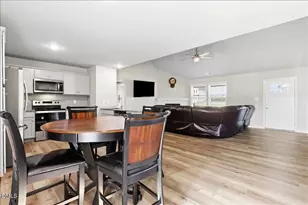 206 Tuscany Cir, Princeton, NC 27569 - Photo 13