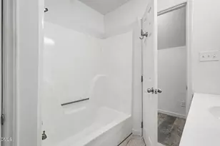 930 Meadowbrook Dr, Garner, NC 27529 - Photo 27