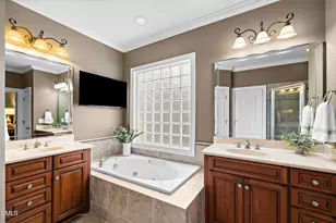 5707 Highcroft Dr, Cary, NC 27519 - Photo 19