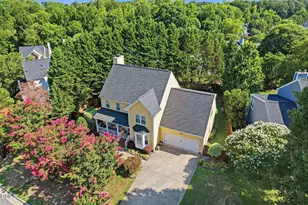 2007 Castleburg Dr, Apex, NC 27523 - Photo 5