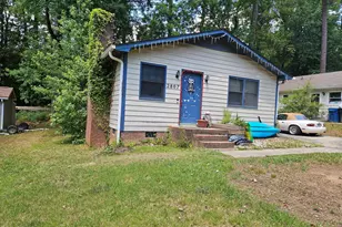 2807 Shaftsbury St, Durham, NC 27704 - Photo 3