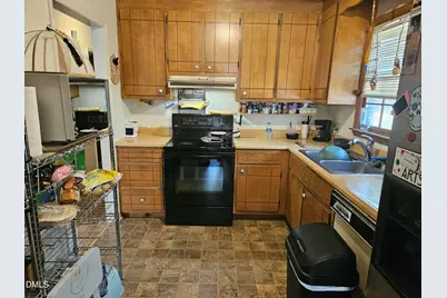 2807 Shaftsbury Street, Durham, NC 27704 - Photo 9