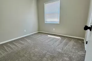 5543 Livingston Dr, Fayetteville, NC 28311 - Photo 11