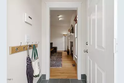 913 Edgewater Circle, Chapel Hill, NC 27516 - Photo 29