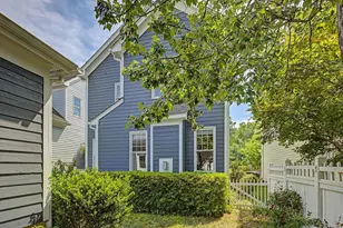 913 Edgewater Cir, Chapel Hill, NC 27516 - Photo 39