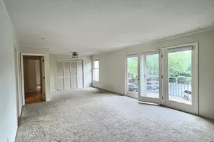 1515 E Franklin St, Chapel Hill, NC 27514 - Photo 3