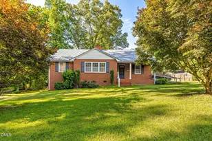 420 Rodwell St, Warrenton, NC 27589 - Photo 3
