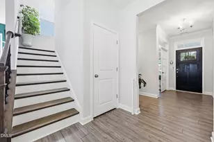 121 Highland Forest Dr Dr, Fuquay-Varina, NC 27526 - Photo 5