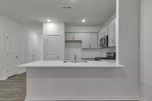 5239 Red Crimson Dr, Fuquay-Varina, NC 27592 - Photo 9