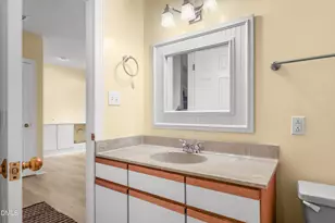 109 E Wind Ln, Cary, NC 27518 - Photo 49
