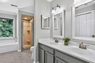 3940 Lake Ferry Dr, Raleigh, NC 27606 - Photo 9