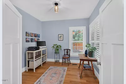 204 N Nash Street, Hillsborough, NC 27278 - Photo 9
