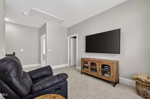 5017 Centerbud Pl, Raleigh, NC 27606 - Photo 17