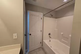10028 Blackwell Dr, Raleigh, NC 27617 - Photo 15