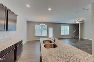 104 Yadkin St, Clayton, NC 27520 - Photo 5