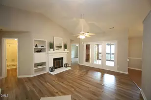 1106 Cotswold Ct, Raleigh, NC 27609 - Photo 3