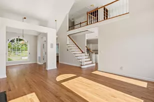 111 Windrock Ln, Cary, NC 27518 - Photo 7