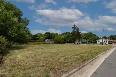 613 Broad Street, Oxford, NC 27565 - Photo 5