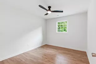802 Felicia St, Durham, NC 27704 - Photo 17