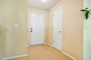 2916 Skybrook Ln, Durham, NC 27703 - Photo 5
