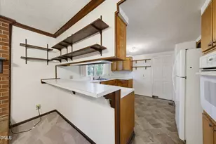 5209 Cabin Pl, Raleigh, NC 27609 - Photo 9