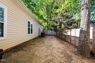 3833 Kelford St, Raleigh, NC 27606 - Photo 19